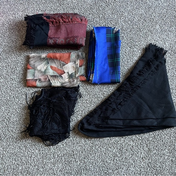 5 piece multi pattern scarf bundle - Picture 1 of 5